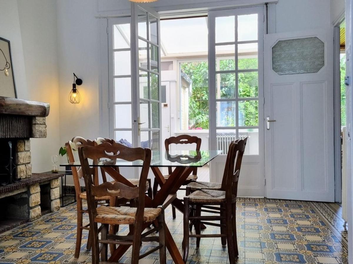 Gite De Charme A Cambrai : 3 Chambres, Jardin, Garage, Proche Centre Et Gare - Fr-1-510-178 Exteriér fotografie